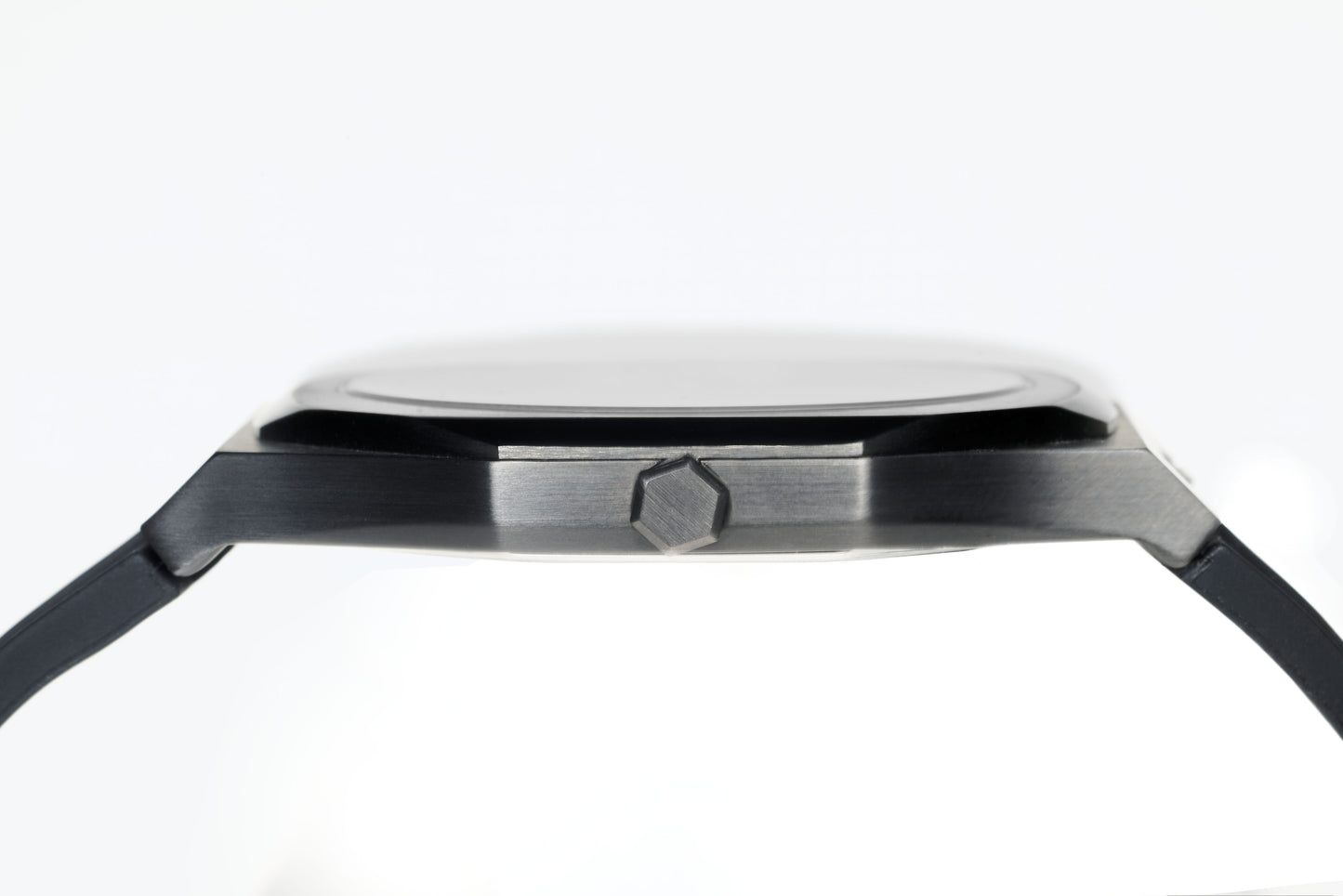 Nova Ultra-Thin Black