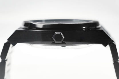 Obsidian Skeleton